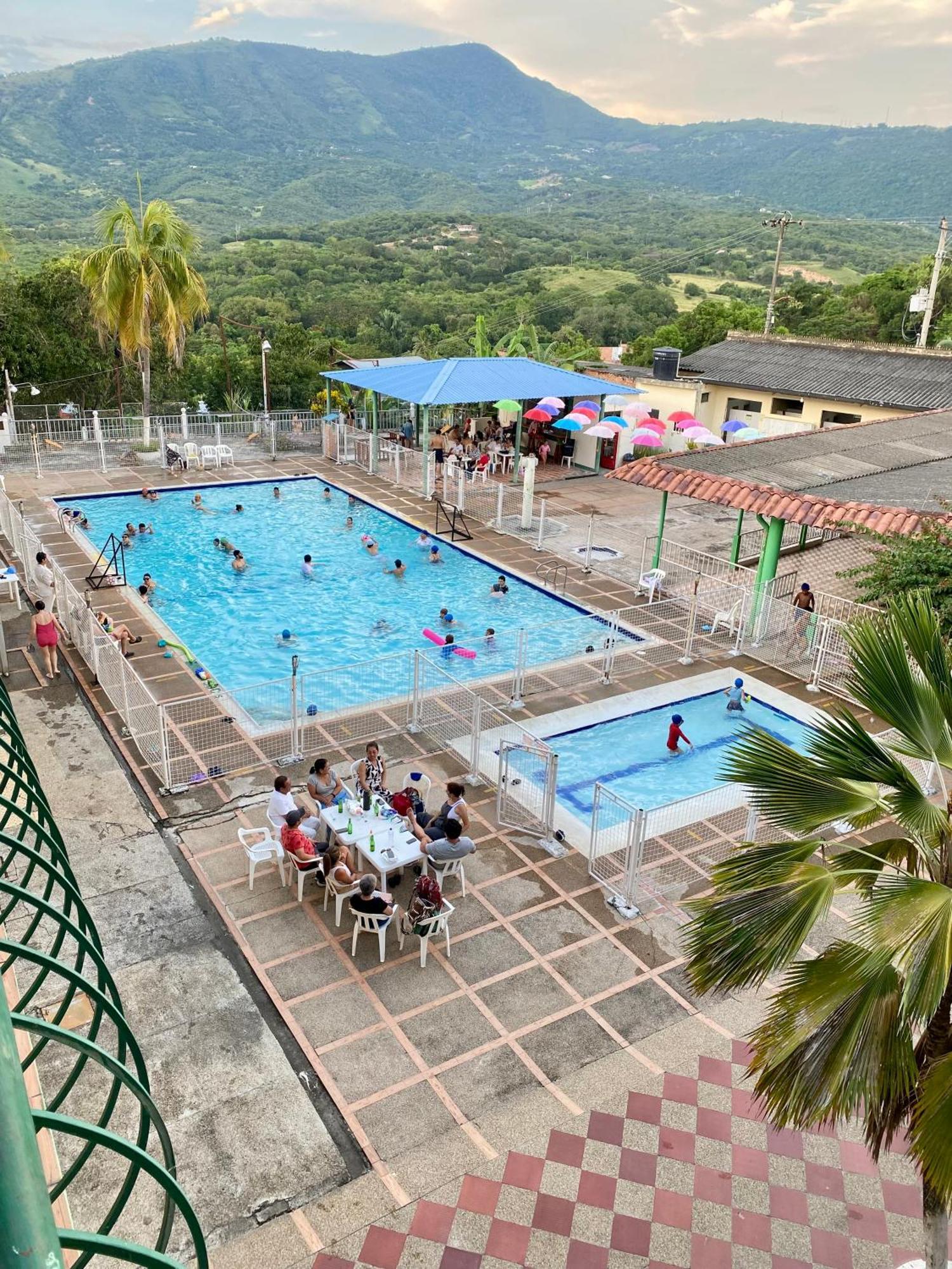 Hotel Club Vacacional Copen Tocaima Zewnętrze zdjęcie